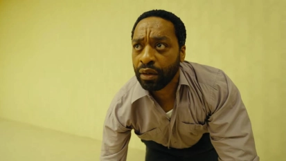 A24 toont eerste trailer van horrorfilm The Backrooms