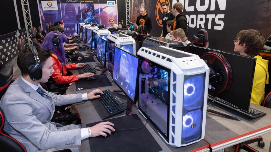 Heroes Dutch Comic Con gaming