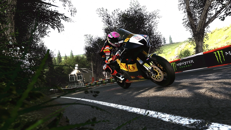 TT Isle of Man Ride on the Edge 3 review 2