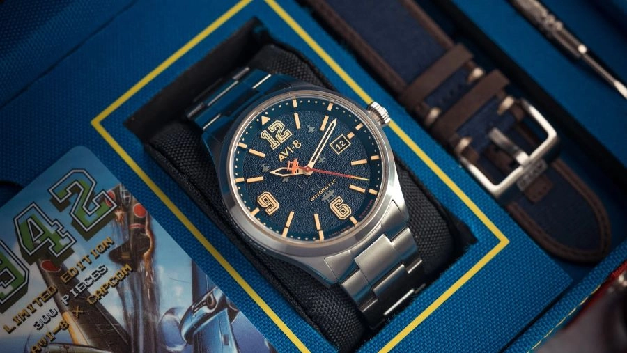 AVI8 1942 Flyboy Automatic 5