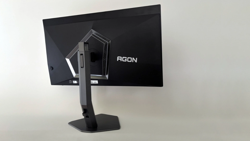 AOC Agon Pro AG276QZD2 voor en achteraanzicht 1